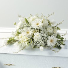 Casket Spray in white